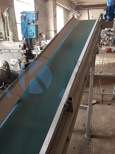 Производство Транспортер ленточный прямой с защитными бортами ТЛП-2